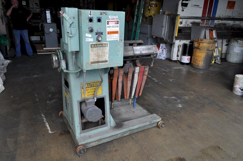 2500 LB X 18" CWP MOTORIZED UNCOILER