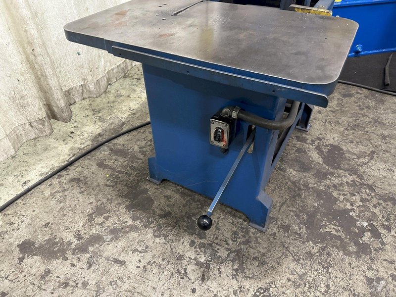 9” X 14-1/2” ROLL-IN  MODEL #EF-1459 BANDSAW: STOCK #77314