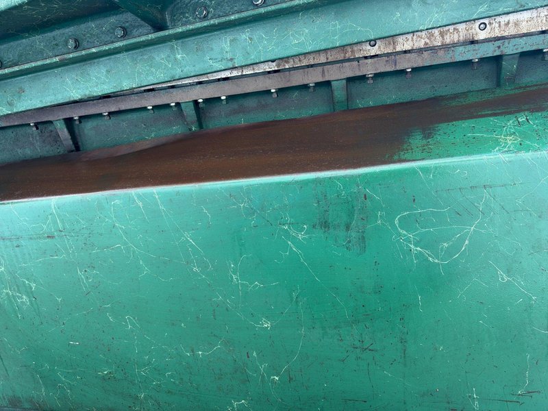 National 52" 10 Gauge Hydraulic Shear