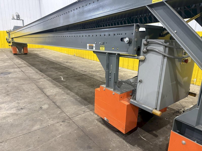 64 FT X 35" ROACH MODEL #TL2 TRUCKLOADER TWO-STAGE POWERED TELESCOPING ROLLER CONVEYOR: YOBRO #25707