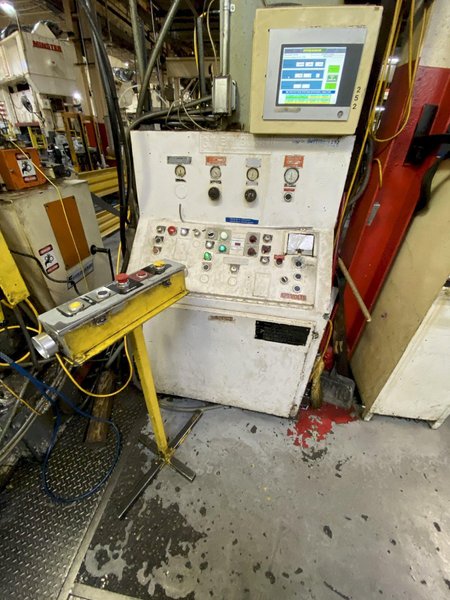 250 TON BLISS SSDC HP2-250-60-42, 8" STR, 18" SH, 4" ADJ, 60" LR X 42" FB BA, 25-100 SPM VARI, 1973