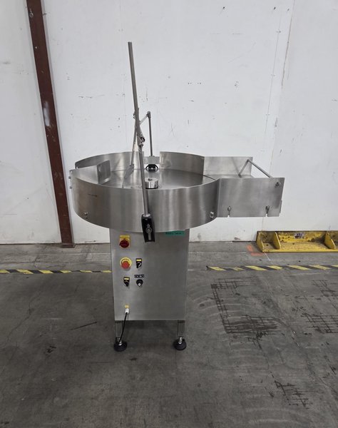 Meheen R Series Filling Line with In-Line Packaging RSC Rinser, 700VS Labeler, Zalkin Capper, Accumulation Table and Conveyor System – Complete Bottling Line, Lightly Used