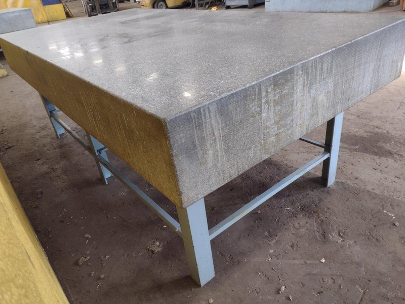 8' X 4' X 10" CHALLENGE PRECISION LAYOUT INSPECTION GRANITE TABLE: STOCK #23807