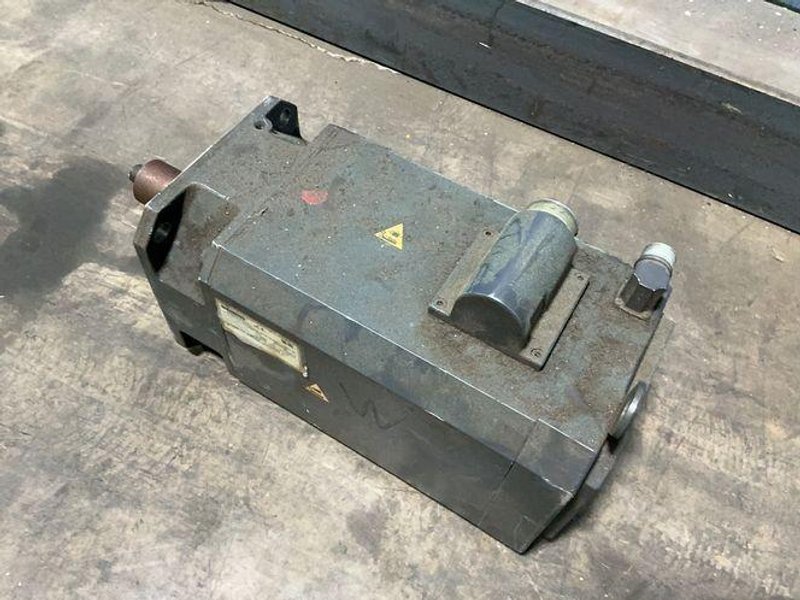 Siemens  Servo Motor  - 1ft6105-8af71-3aa2