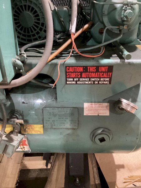 CHAMPION 8010 AIR COMPRESSOR USED