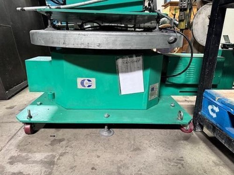 42" HSI M# HR-1005 WIRE STAND