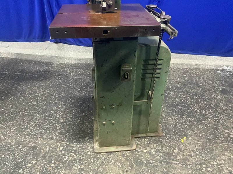 Doall 16" Throat Vertical Band Saw