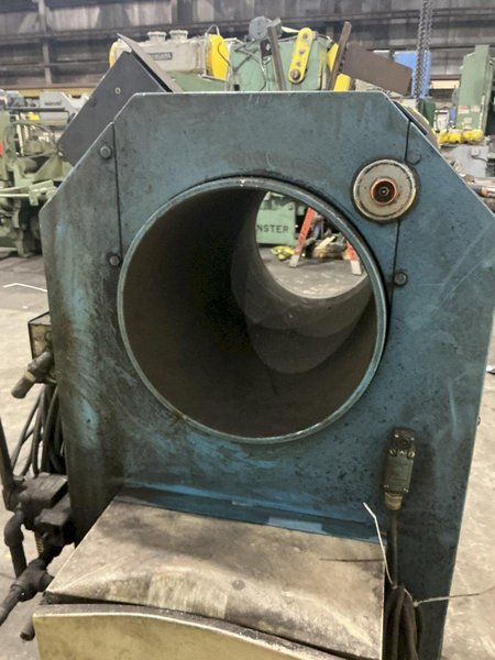 13" HOLE / 24" CHUCK BOLTON ALLOYS MODEL WHS-230 POWERED HEADSTOCK POSITIONER: STOCK #25862