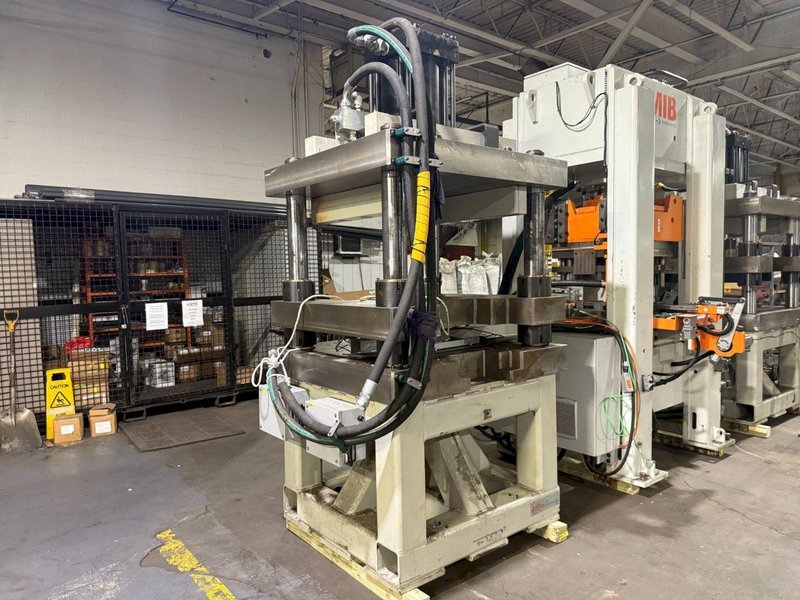 AIM 35* Ton Hydraulic Press AS-IS – Parts included