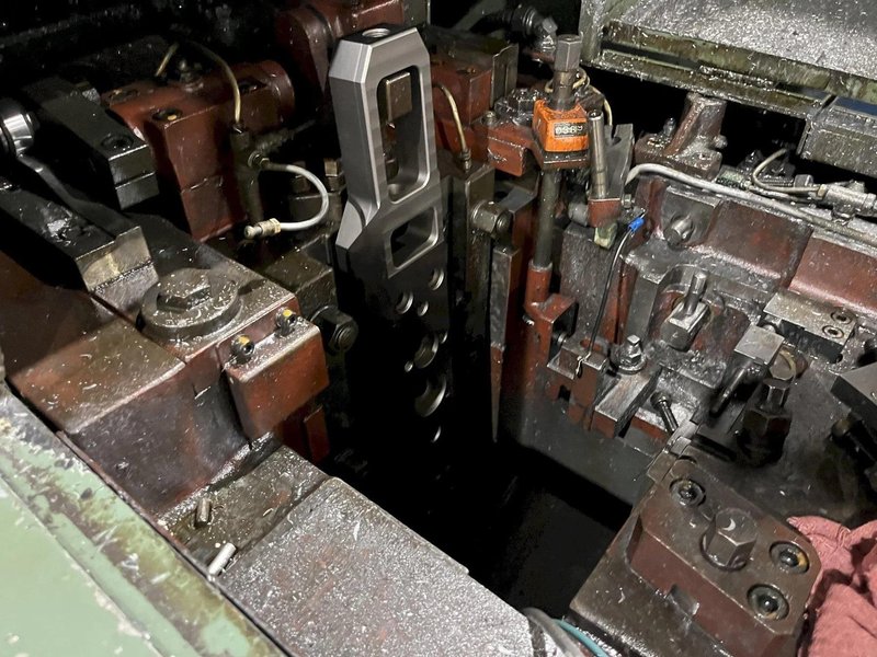 1/4" Nakashimada NP-60 2 Die 3 Blow Cold Header