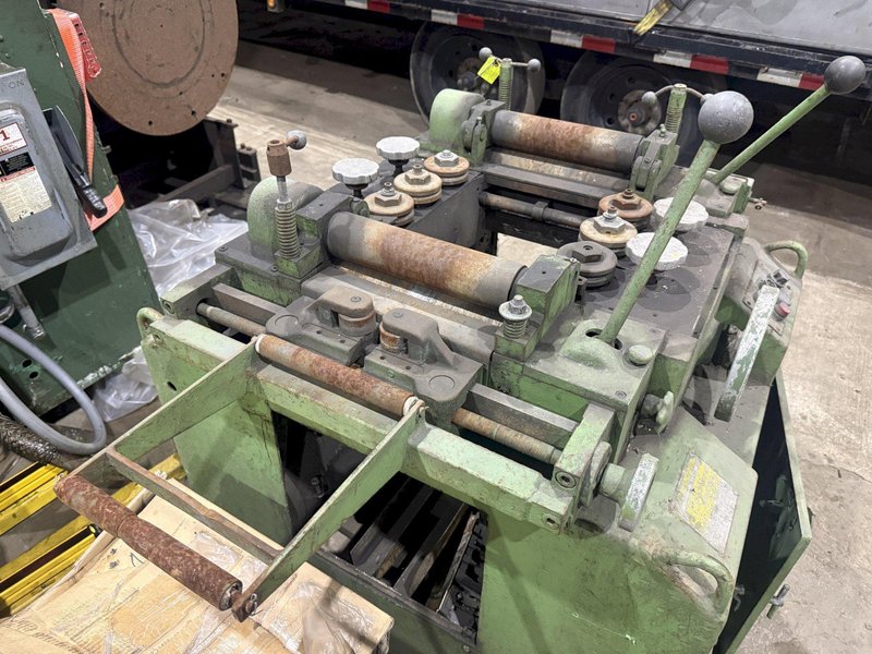 .187" (3/16") x 10" GAUER MODEL #9H-10 EDGING / EDGE DEBURRING MACHINE: YOBRO #26388
