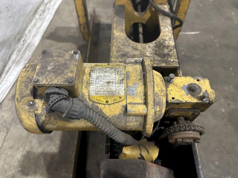 10,000 LB X 84" X 16"- 48" WIDE CALDWELL POWERED ADJUSTABLE SHEET LIFTER. STOCK # 1163823