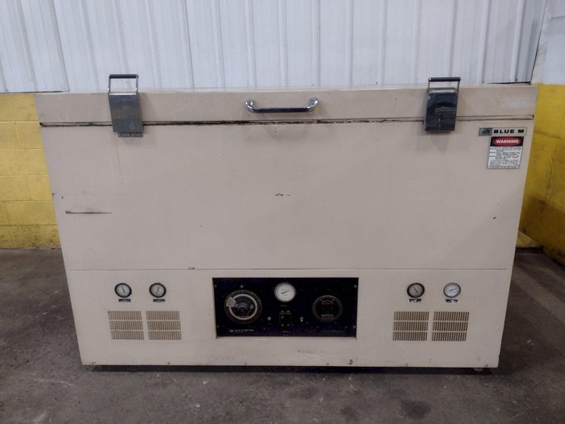 -120 DEGREE BLUE-M MODEL #B3005-Q ENVIRONMENTAL CHAMBER: STOCK 17356