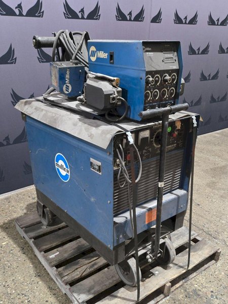 MILLER DELTAWELD 450 ARC WELDER WITH WIRE FEEDER AND CART USED
