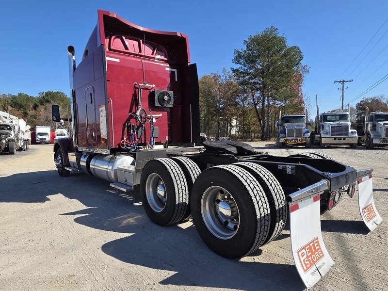 2022 Peterbilt 567 Stock #804179