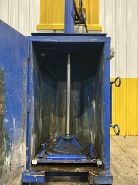 55 GALLON DRUM VESTIL HYDRAULIC CRUSHER &amp; COMPACTOR, MODEL #WBB3147055: YOBRO #24913