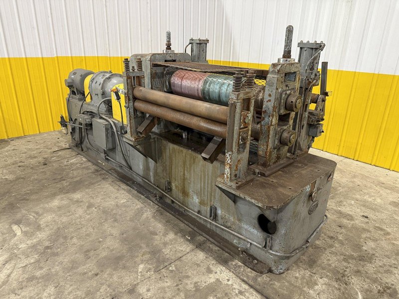 36”  YODER MODEL #M3 POWERED SLITTING HEAD w/ POWERED FEED &amp; HOLD DOWN ROLLS : STOCK #22953