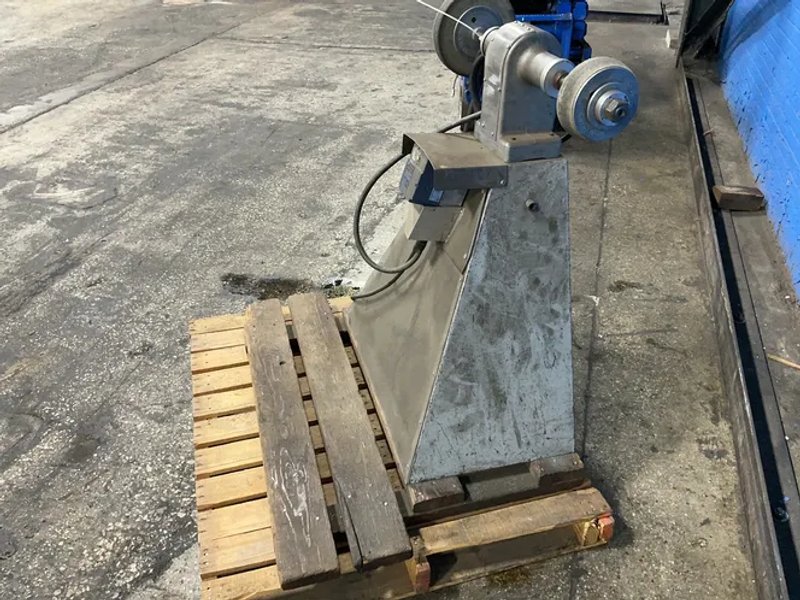 Boyer 1.5/3 Hp Pedestal Grinder