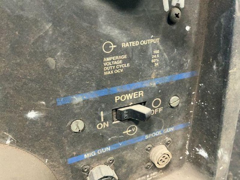 Miller 160 Amp Welder - Millermatic 210