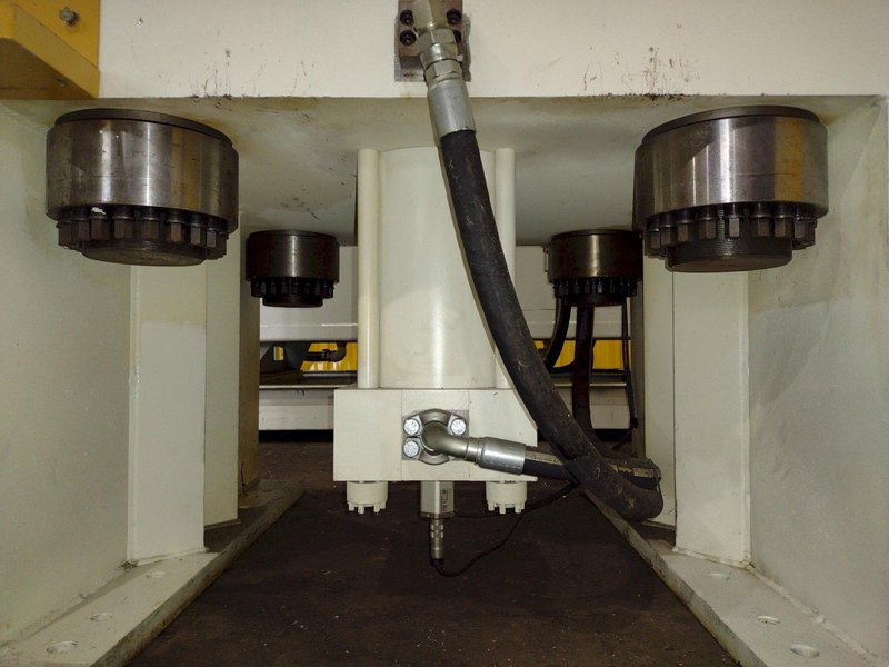 200 TON AMD 4-POST TIE-ROD FRAME HEAVY DUTY HYDRAULIC PRESS &amp; MULTI-PRESSURE HYDRAULIC UNIT: STOCK #19452