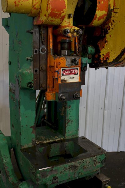 22 TON MINSTER MODEL #3 OBI PRESS: STOCK #75292