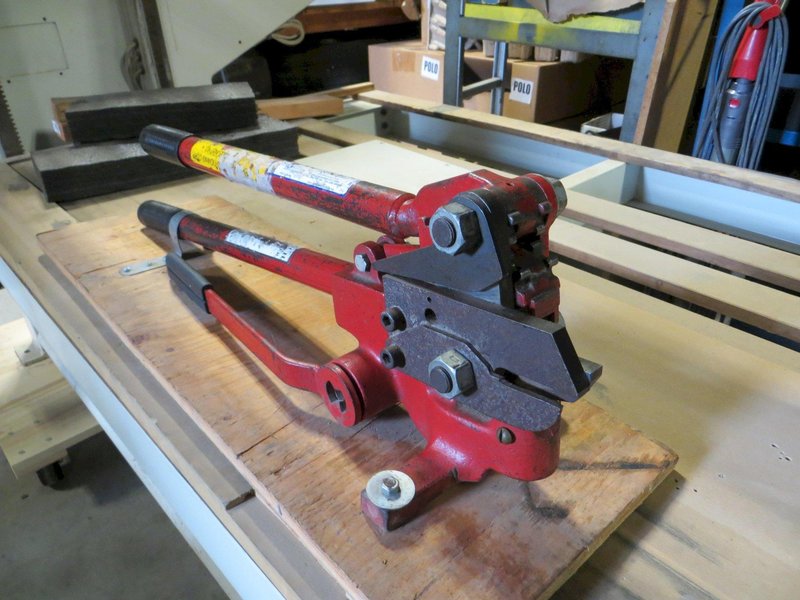 Bohn Combi Strapmaster Punch Model A