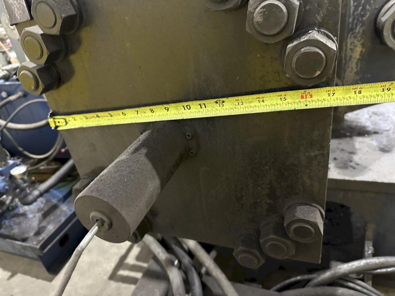 200 TON (2-3/8" TO 9-5/8") DIAMETER TRUE GRIT MODEL CT200 HYDRAULIC TUBE &amp; PIPE PUSH POINTER / END FORMER/ SWAGING PRESS: STOCK #22399