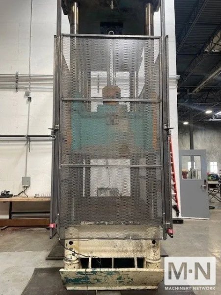 200 TON VERSON  MODEL 200-HD2-72-4P HYDRAULIC PRESS