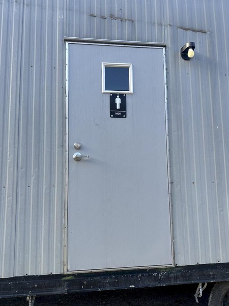 2008 MICHIANA MEN'S &amp; WOMEN'S PORTABLE BATHROOM TRAILER: STOCK #23097