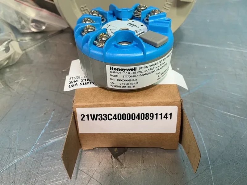 Honeywell Smartline Temperature Transmitter - Stt700-1h-f20-uu0000-90a1-11s-a-00-0000