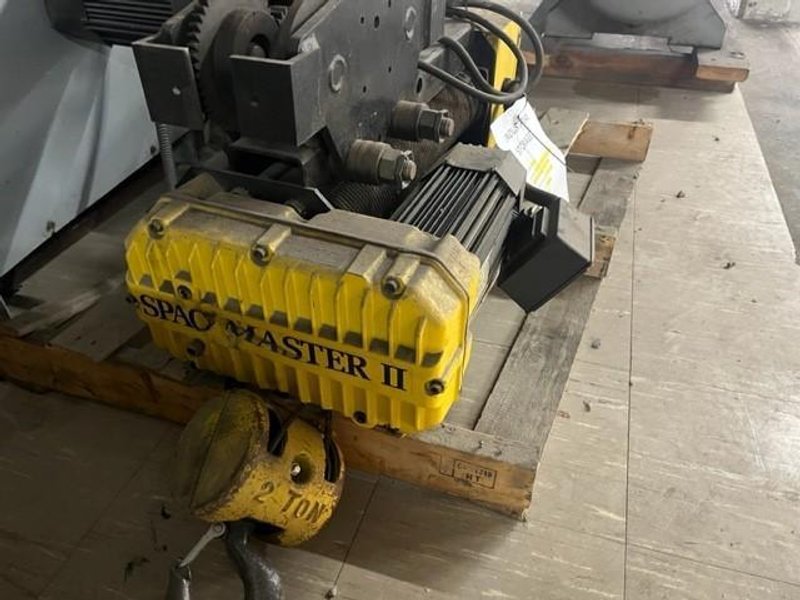 2 TON SPAC MASTER POWERED CRANE HOIST STOCK #3527