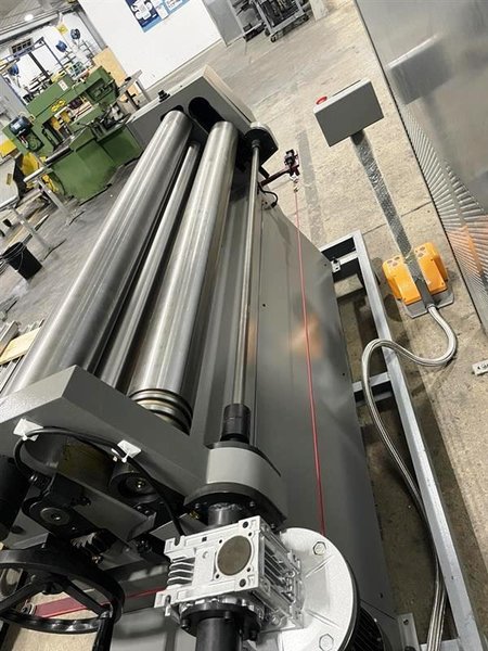 5' X 10 GA. GMC MODEL PBR-0510E POWER BENDING ROLL