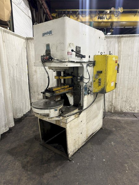 35 TON DENISON HYDRAULIC C FRAME PRESS: STOCK #77660