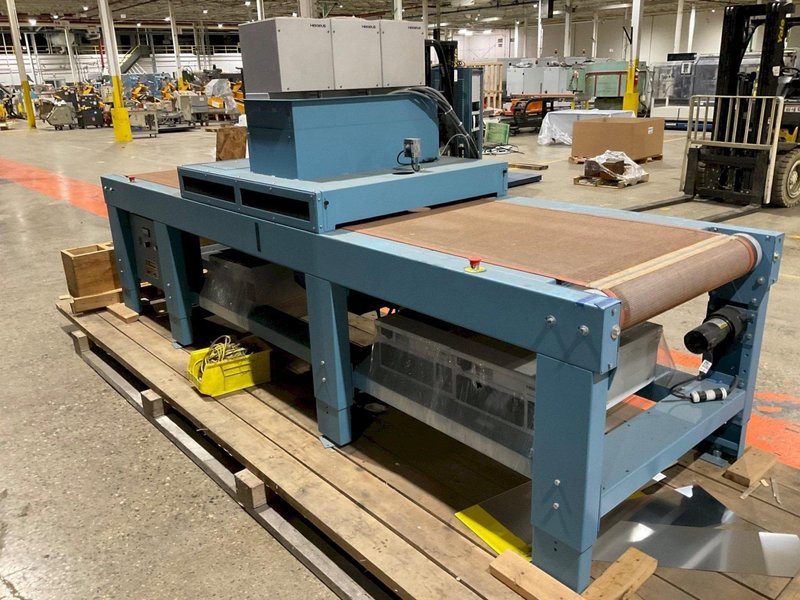 AMERICAN ULTRAVIOLET Z2756 CONVEYOR USED