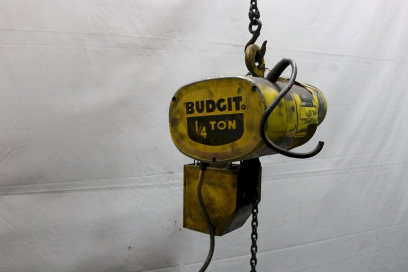 1/4 TON BUDGIT ELECTRIC POWERED CHAIN HOIST: STOCK #11988