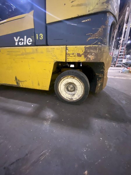 12,000 LBS YALE MODEL #GLC120M LP-GAS FORKLIFT: STOCK #18841
