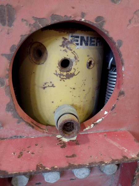 10" WEATHERFORD MODEL "SUT" PORTABLE PIPE HYDRDAULIC BREAK-OUT &amp; BUCKING MACHINE: STOCK #18037