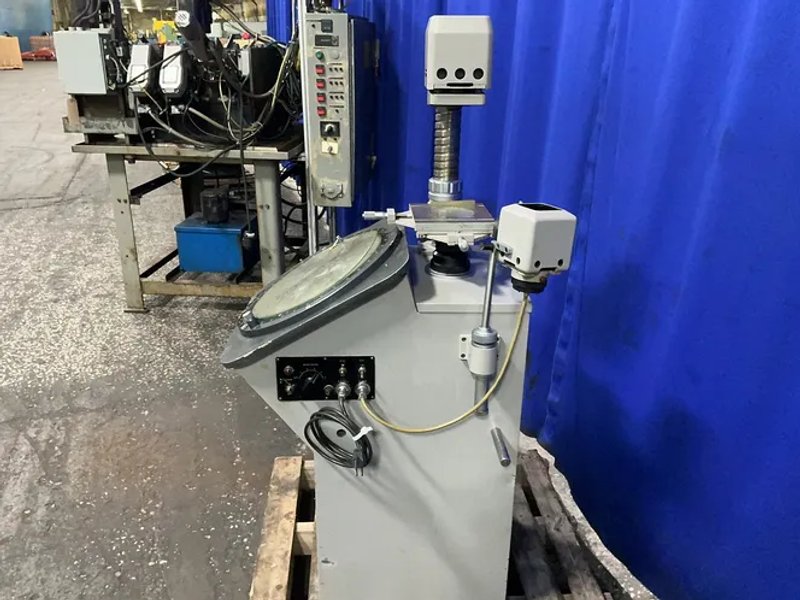 Mitutoyo 14" Optical Comparator - Pv-350