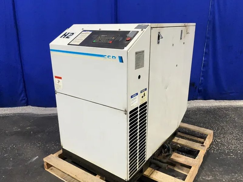 Ingersoll Rand  25 Hp Rotary Screw Air Compressor  - Ssr-ep25se