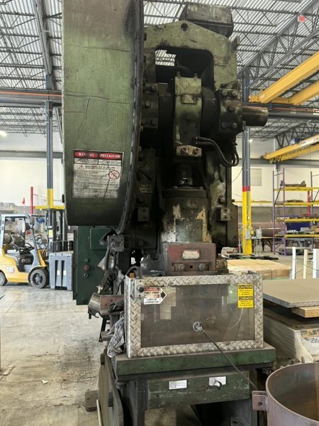 90 Ton Verson V7 0BI Press, 1966