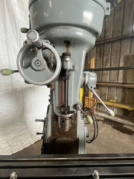 51" x 12" CINTIVERAL VERTICAL KNEE MILL MILLING MACHINE STOCK# 3752