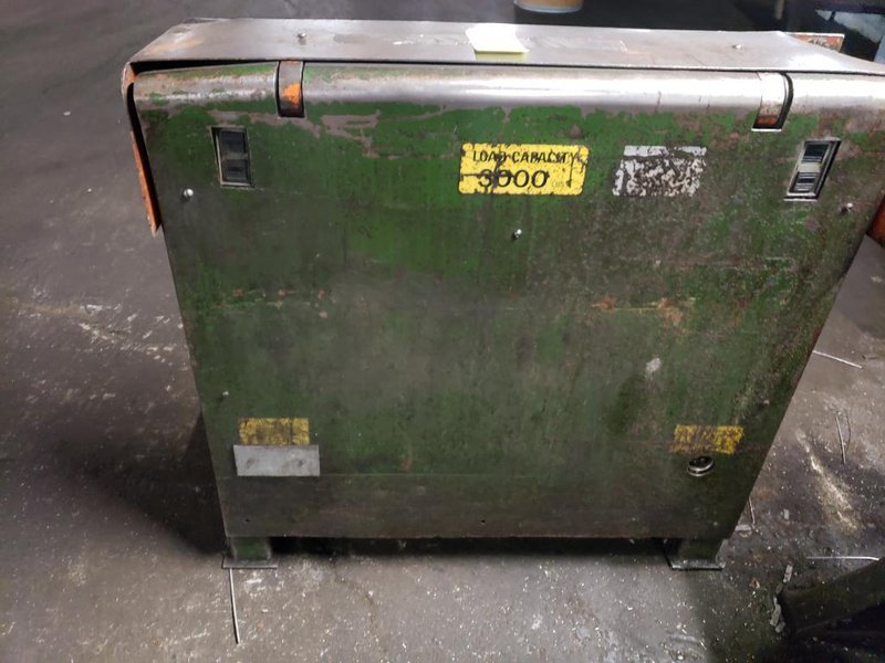 3000 LBS x 36" x 40" COIL UPENDER FLIPPER: YOBRO #26383