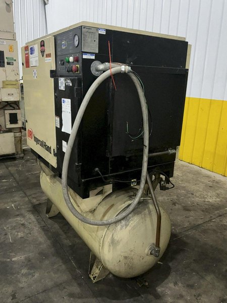 30 HP INGERSOL-RAND MODEL #UP6-30-125 ROTARY SCREW AIR COMPRESSOR: YOBRO #25818