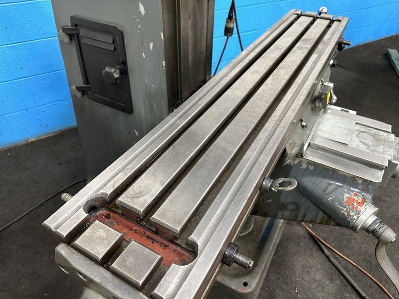 2 HP ATLAS / CLAUSING RAM TYPE VERTICAL MILL STOCK #77243