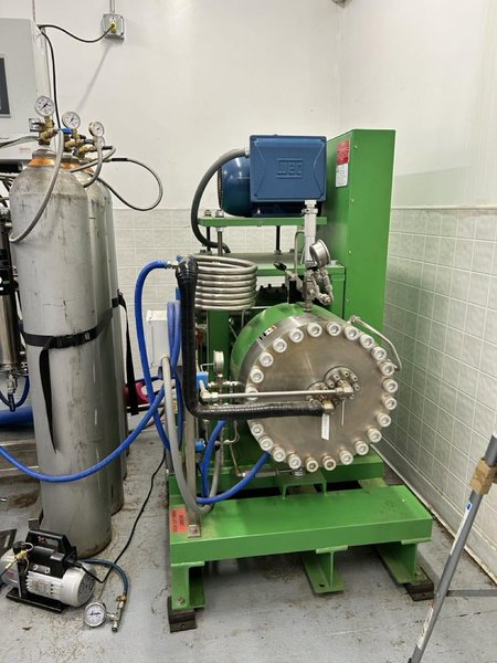 Apeks 2000-5LX20LD CO2 Extractor, 2019