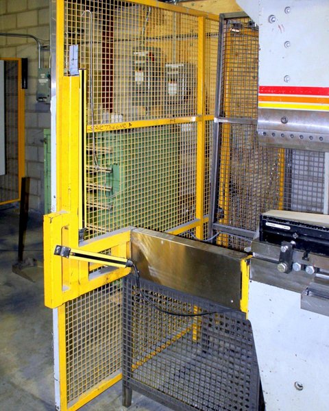 Accurpress Advantage 7025014 250/14' Press Brake