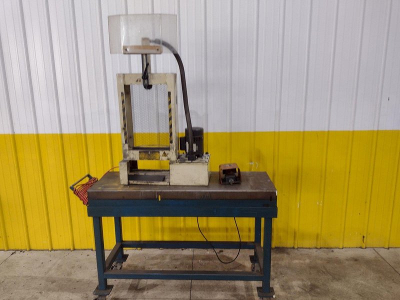 10 TON SUNNEN MODEL #BP-10 BENCH TOP HYDRAULIC PRESS, 115 VOLT: STOCK #23364