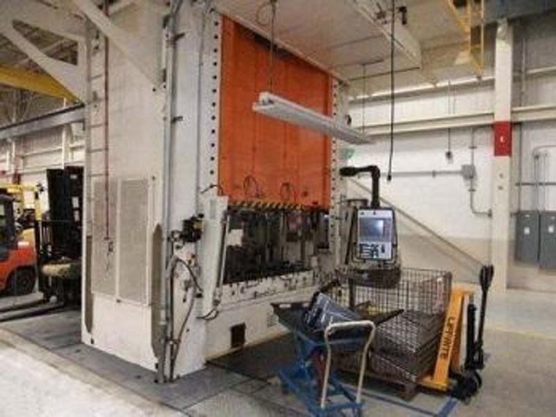 220 ton SCHULER HYDRAULIC PRESS
