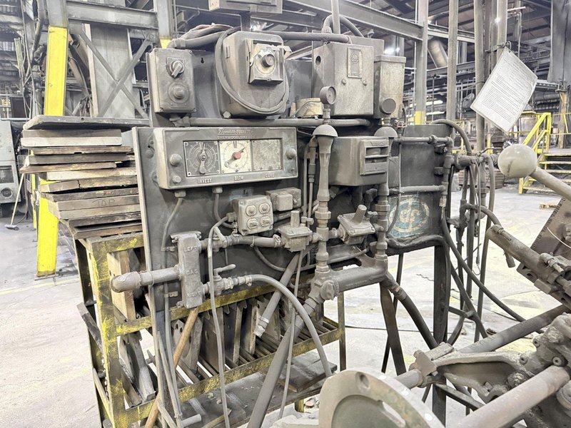 Dependable model 200sa shell core machine s/n 639 (no feed hopper)