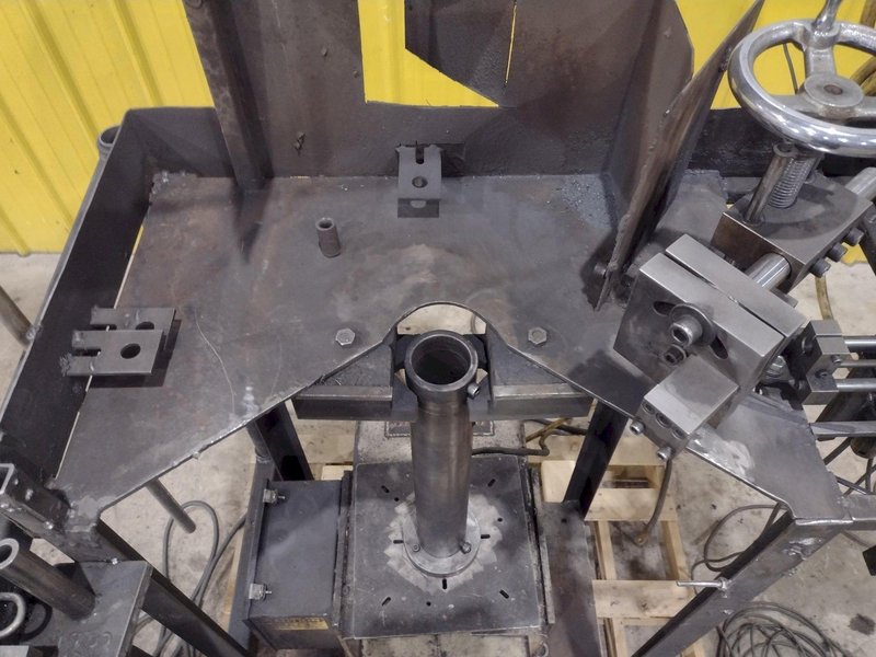 500 LB PANDJIRIS MODEL ALPHA 5-3 WELDING POSITIONER, 115 VOLT: STOCK #23360